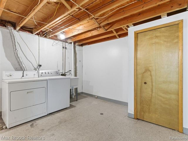 30748 Quinkert Street 1, Roseville, MI 48066