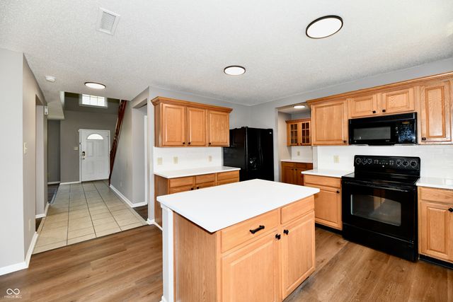 1377 Fortner Drive, Indianapolis, IN 46231