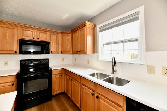 1377 Fortner Drive, Indianapolis, IN 46231