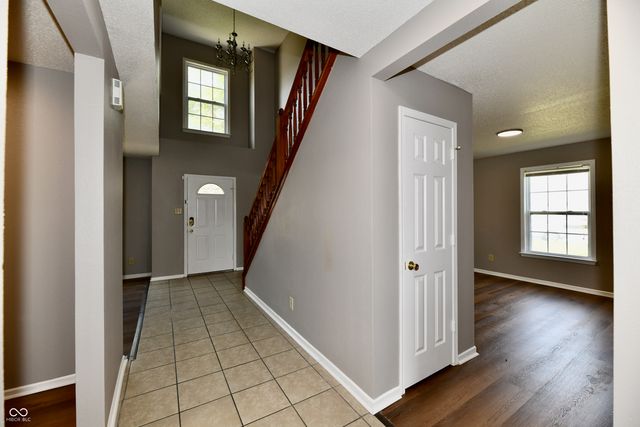 1377 Fortner Drive, Indianapolis, IN 46231