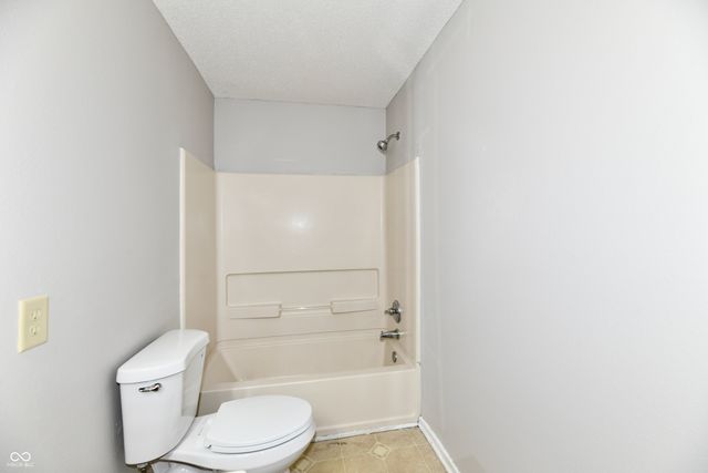 1377 Fortner Drive, Indianapolis, IN 46231