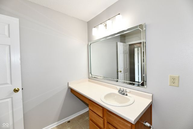 1377 Fortner Drive, Indianapolis, IN 46231