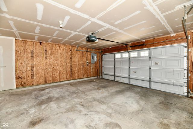1377 Fortner Drive, Indianapolis, IN 46231