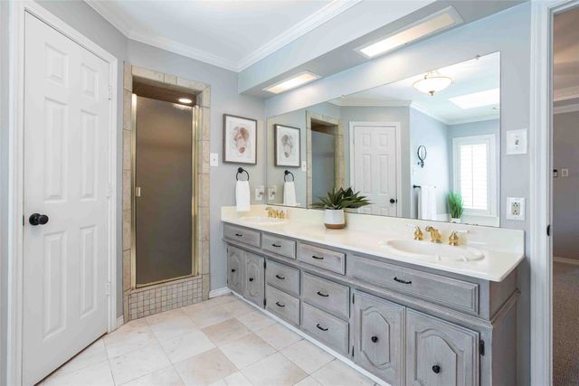 10011 Hickory Crossing, Dallas, TX 75243