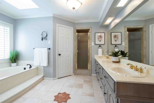 10011 Hickory Crossing, Dallas, TX 75243