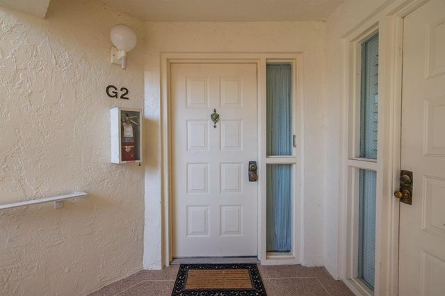 102 Half Moon Circle G2, Hypoluxo, FL 33462