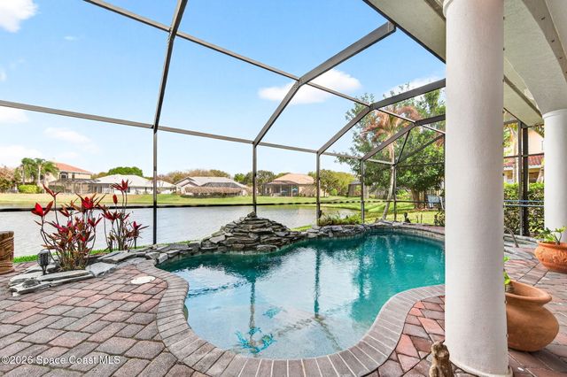 340 Newport Drive, Indialantic, FL 32903