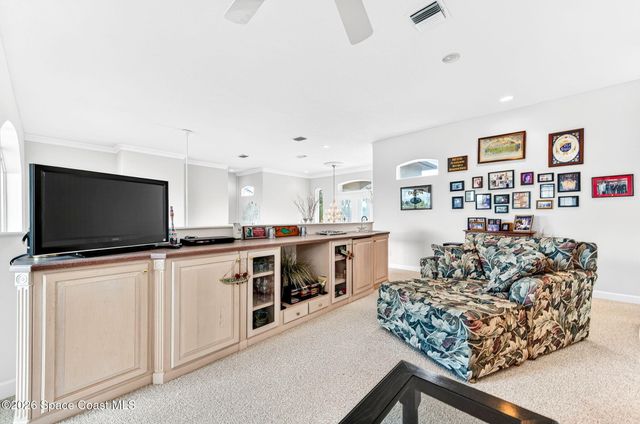 340 Newport Drive, Indialantic, FL 32903