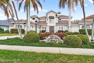 340 Newport Drive, Indialantic, FL 32903