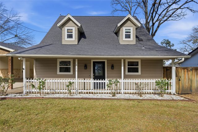 315 Admiral Drive, Gun Barrel City, TX 75156