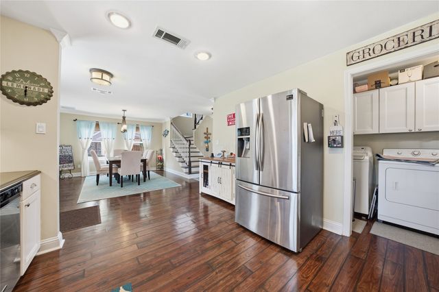 315 Admiral Drive, Gun Barrel City, TX 75156