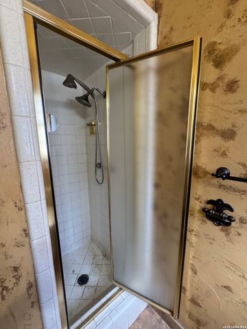 7303 GEORGE BURNS ST, San Antonio, TX 78240