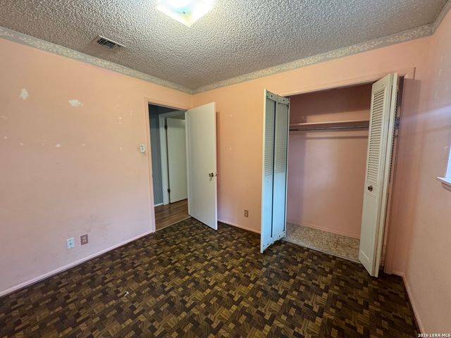 7303 GEORGE BURNS ST, San Antonio, TX 78240
