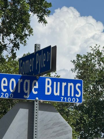 7303 GEORGE BURNS ST, San Antonio, TX 78240