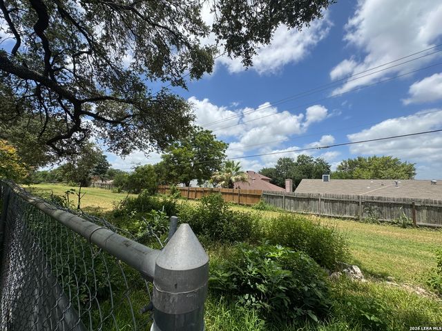 7303 GEORGE BURNS ST, San Antonio, TX 78240