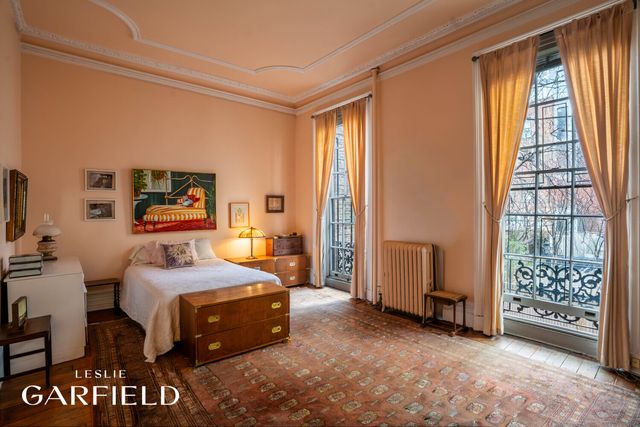 259 W 11TH Street, New York City, NY 10014