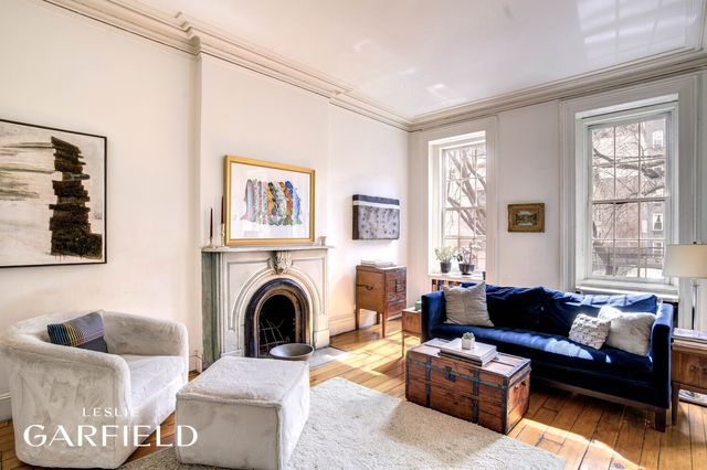 259 W 11TH Street, New York City, NY 10014