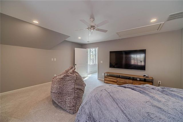 220 Audreys Way, Suwanee, GA 30024