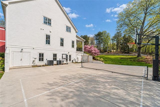 220 Audreys Way, Suwanee, GA 30024