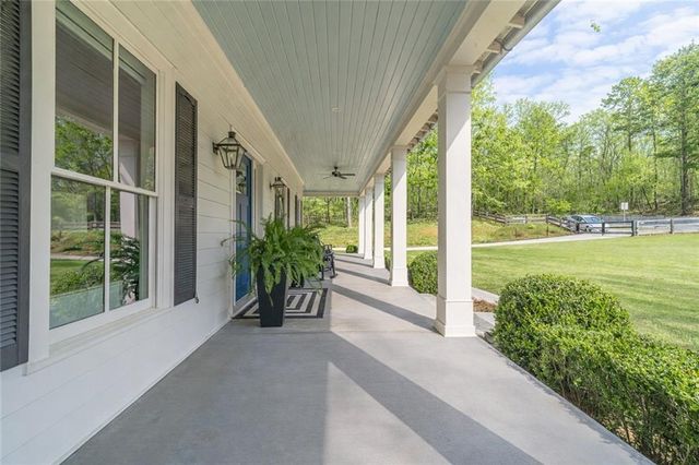 220 Audreys Way, Suwanee, GA 30024