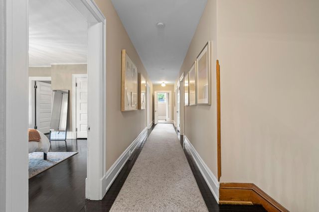 1930 Girard Avenue S, Minneapolis, MN 55403