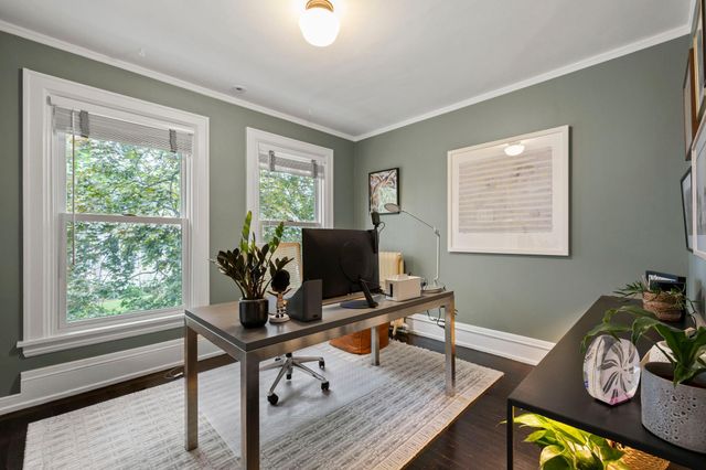 1930 Girard Avenue S, Minneapolis, MN 55403