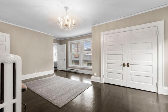 1930 Girard Avenue S, Minneapolis, MN 55403