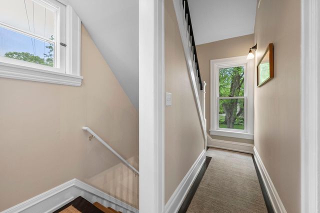 1930 Girard Avenue S, Minneapolis, MN 55403
