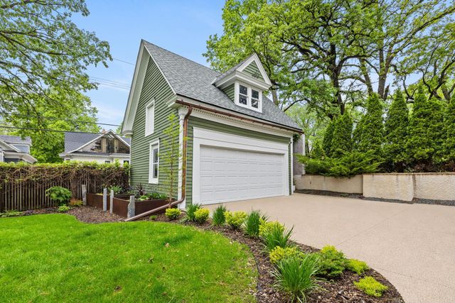 1930 Girard Avenue S, Minneapolis, MN 55403