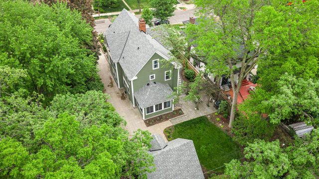1930 Girard Avenue S, Minneapolis, MN 55403