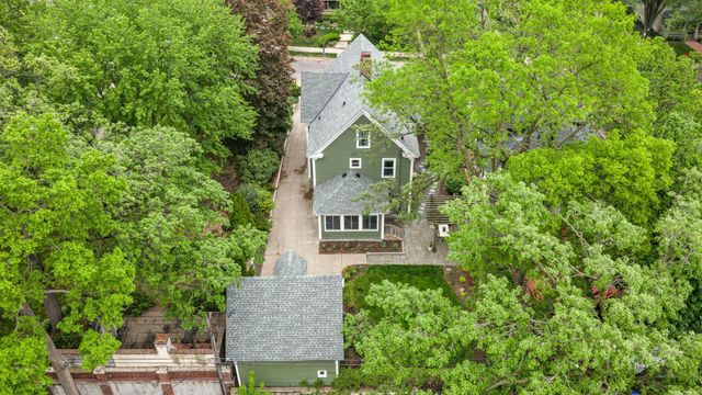 1930 Girard Avenue S, Minneapolis, MN 55403