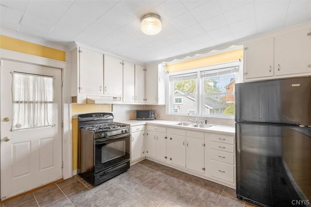 409 Dewitt Street, Syracuse, NY 13203