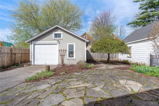 409 Dewitt Street, Syracuse, NY 13203