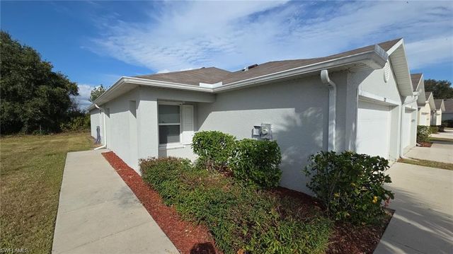 9129 Aegean CIR, Lehigh Acres, FL 33936