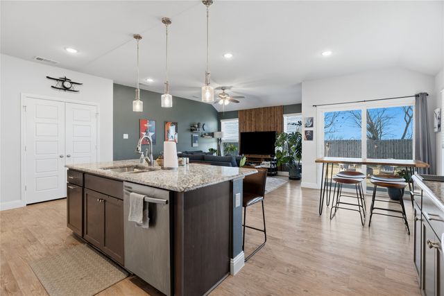 126 Johnson Lane, Hillsboro, TX 76645