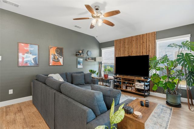 126 Johnson Lane, Hillsboro, TX 76645