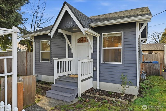 612 7th Street NW, Puyallup, WA 98371