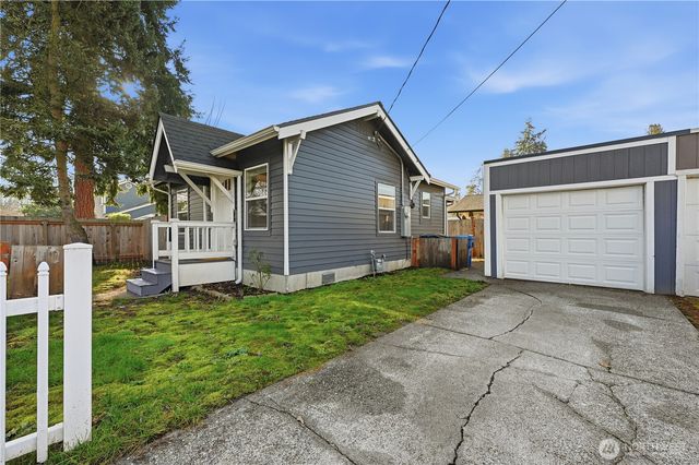 612 7th Street NW, Puyallup, WA 98371