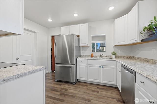 612 7th Street NW, Puyallup, WA 98371