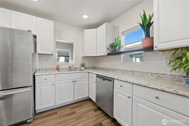 612 7th Street NW, Puyallup, WA 98371