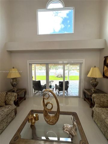 19230 NW 87th Pl, Hialeah, FL 33018