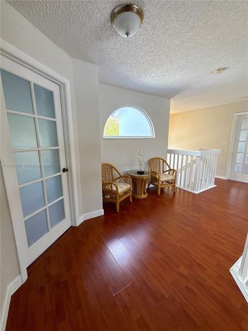 19230 NW 87th Pl, Hialeah, FL 33018