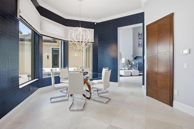 16919 Crown Bridge Drive, Delray Beach, FL 33446