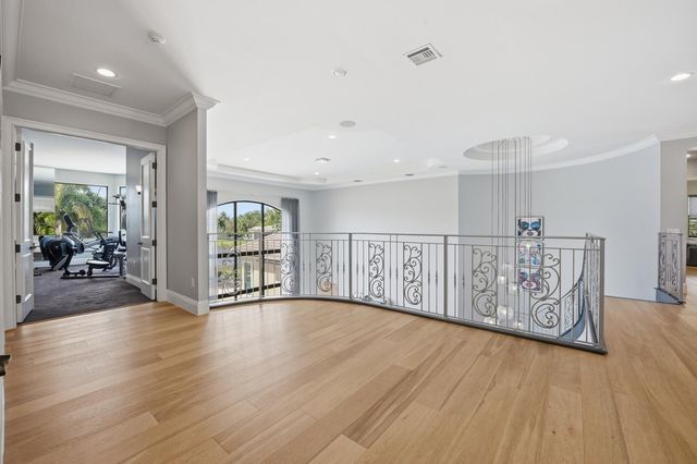 16919 Crown Bridge Drive, Delray Beach, FL 33446