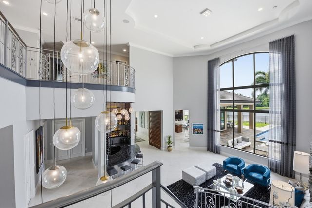 16919 Crown Bridge Drive, Delray Beach, FL 33446