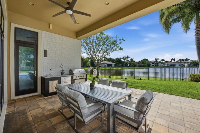 16919 Crown Bridge Drive, Delray Beach, FL 33446