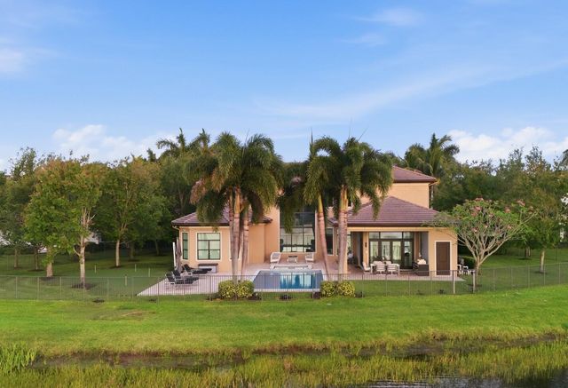 16919 Crown Bridge Drive, Delray Beach, FL 33446