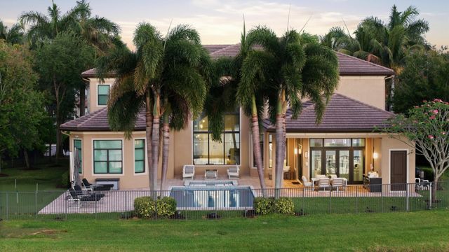 16919 Crown Bridge Drive, Delray Beach, FL 33446