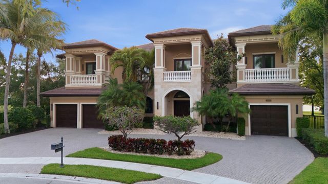16919 Crown Bridge Drive, Delray Beach, FL 33446