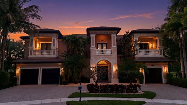 16919 Crown Bridge Drive, Delray Beach, FL 33446